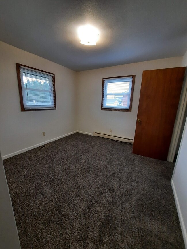 3039 Runway Ave, Eau Claire, WI 54703 - photo 4