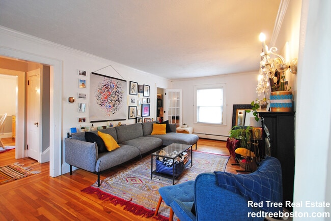 841 Fellsway W, Medford, MA 02155 - photo 3