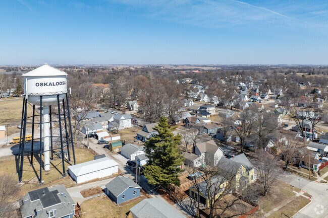 Oskaloosa maintains a small-town feel in the heart of Southeast Iowa.