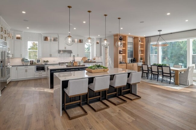 114 Maple Leaf Ln unit 36357425, Ann Arbor, MI 48105 - photo 2