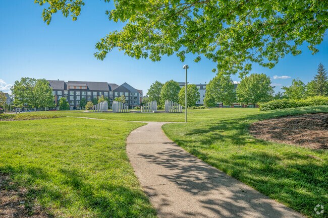 Enjoy tranquil walking trails at Amberglen Park in Sommerset West-Elmonica South.