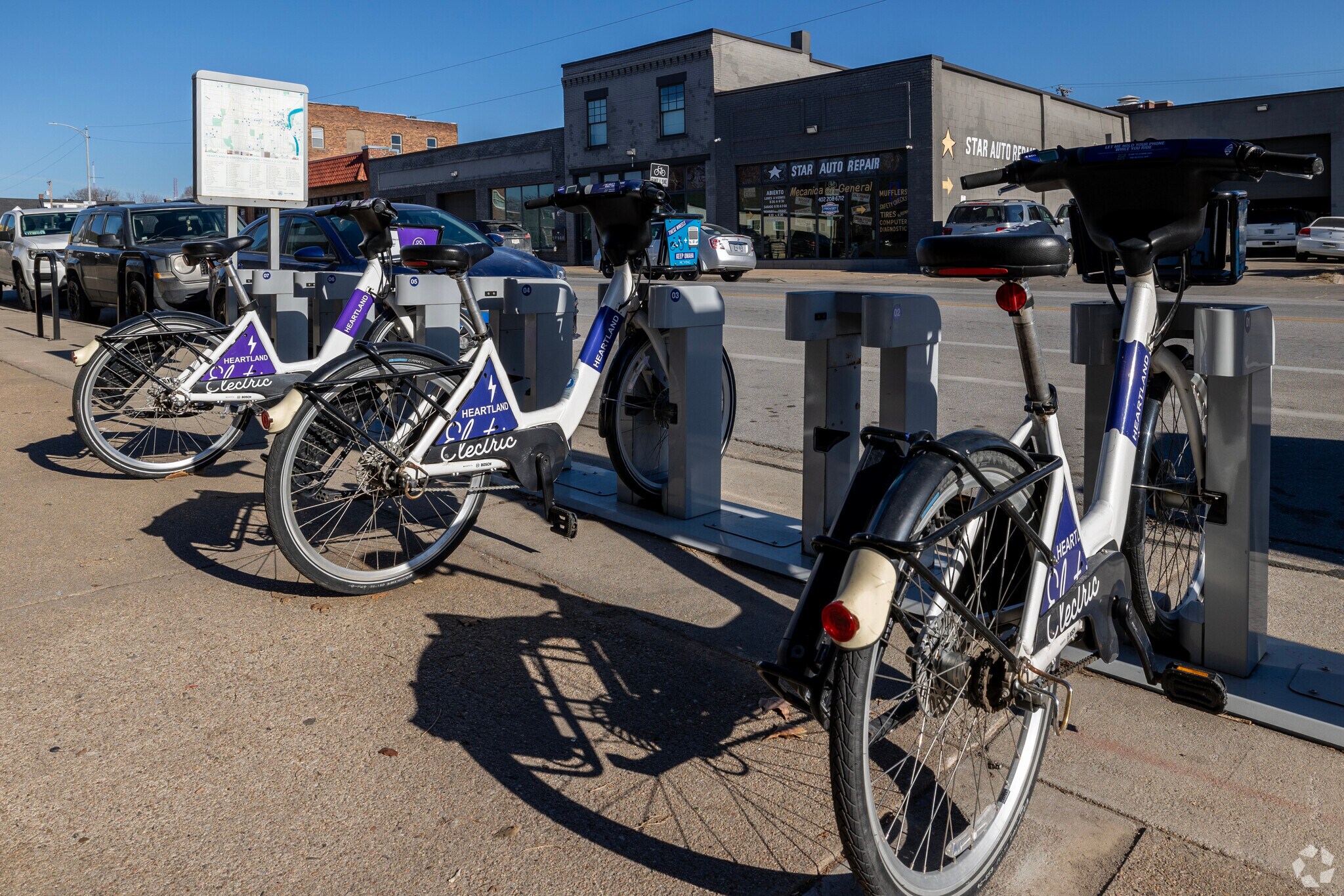 There are several forms of public transportation in the Ford Birthsite neighborhood.