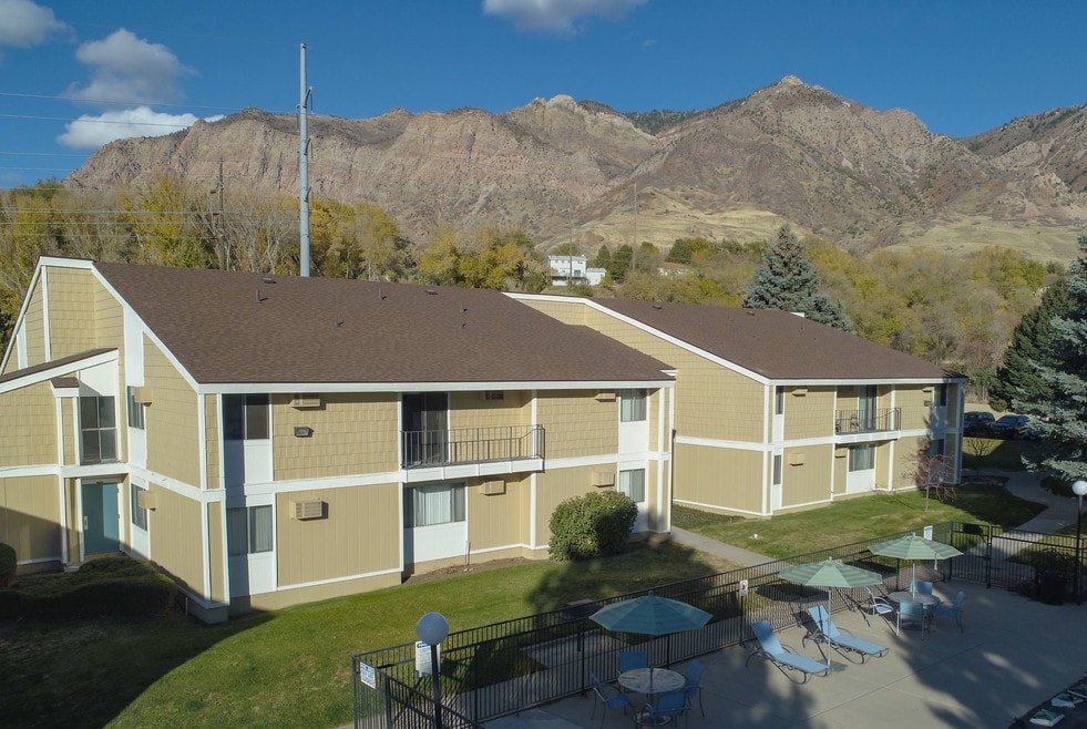 Canyon Crest, Ogden, UT 84404 - photo 1
