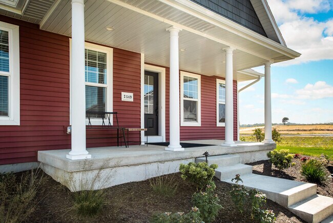 1207 Crane Meadow Way unit 36789055, Sun Prairie, WI 53590 - photo 2