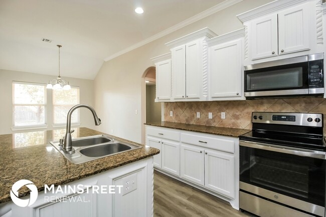 2409 NW 152nd St, Edmond, OK 73013 - photo 5