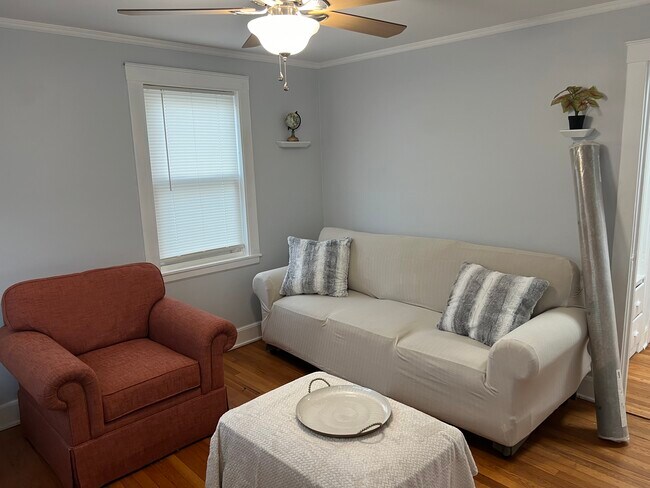 39 Whiton Ave unit 1, Quincy, MA 02169 - photo 4