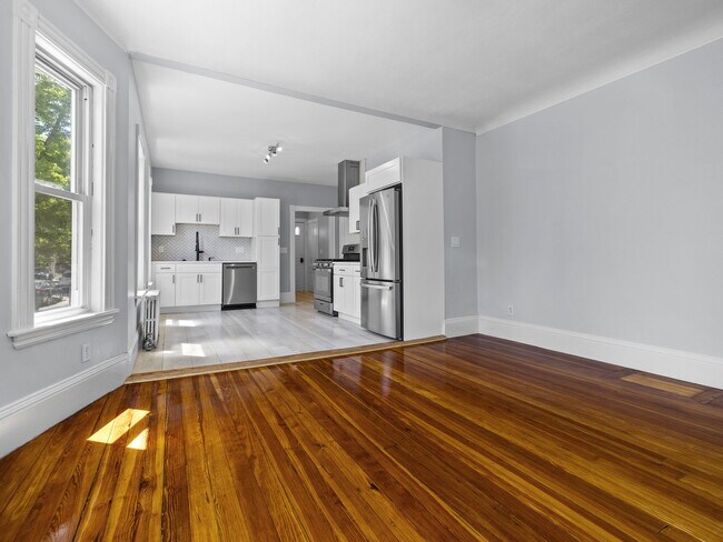 344 Summer St unit 1, Somerville, MA 02144 - photo 4
