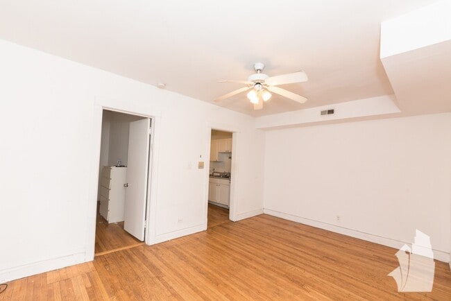 3818 N Sheffield Ave unit 3, Chicago, IL 60613 - photo 3