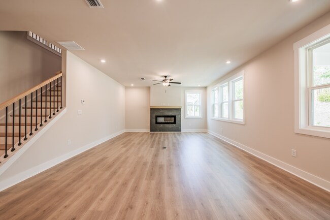 3962 Adler Cir, Buford, GA 30519 - photo 5