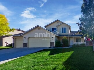 495 E Whitbeck St, Kuna, ID 83634