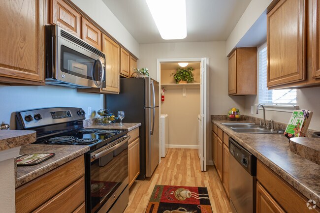 Pines at Marston Lake, Littleton, CO 80123 - photo 7