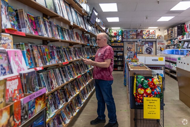 Space Monkeys in Dietz sells comic books, shirts and unique items.