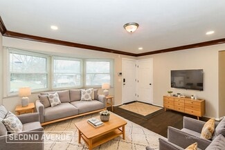 2781 Pickmeier Ln, Cincinnati, OH 45211