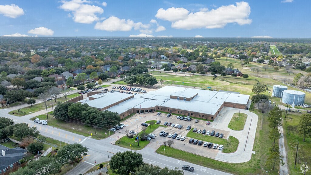 Cultivating young minds at Owens Elementary School, where education blooms.