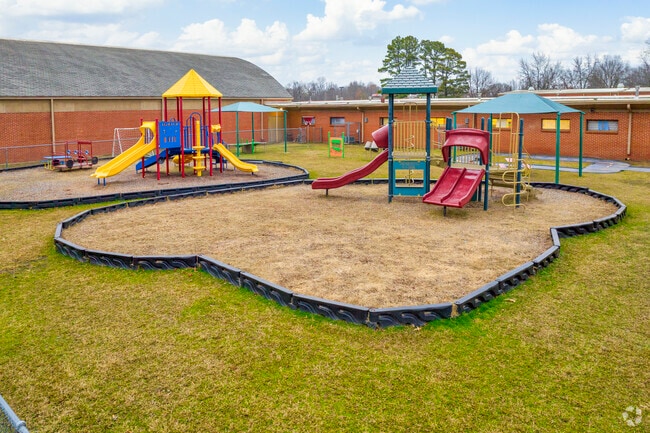 Expand your knowledge and wisdom at Harris Elementary School.