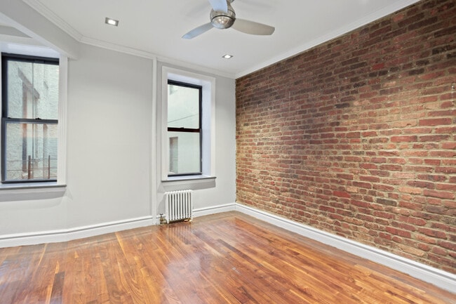 432 E 13th St unit 22, New York, NY 10009 - photo 4