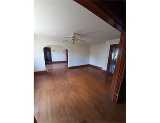 179 Sherwood Ave, Bridgeport, CT 06605