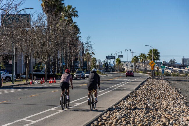 Embarcadero connects downtown Oakland to Alameda and the greater Oakland area.