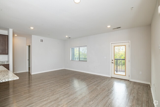 2BR, 2BA - 1,220SF - Living Room
