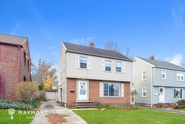 3530 St Albans Rd, Cleveland Heights, OH 44121 - photo 2