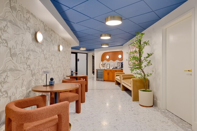 Pelham Hall, Brookline, MA 02446 - photo 3