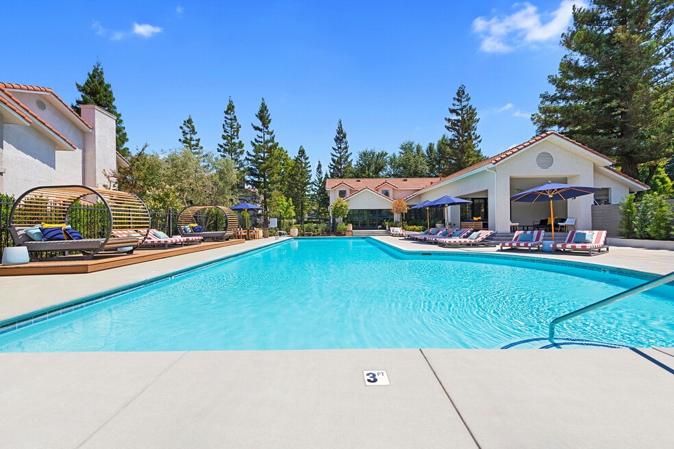 Cascades, Fresno, CA 93720 - photo 1