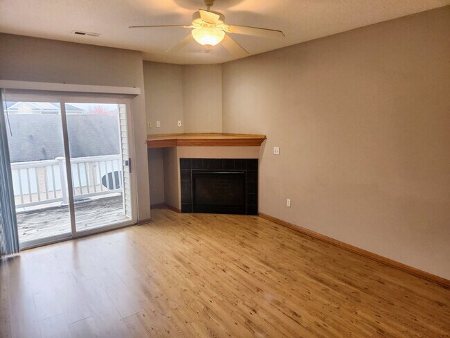 1320 SE Florence Dr unit 11, Waukee, IA 50263 - photo 4