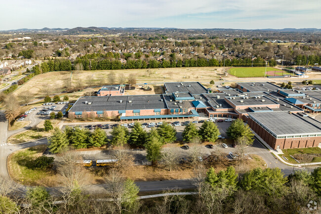 Poplar Grove K-4 serves students in the Franklin, TN community.