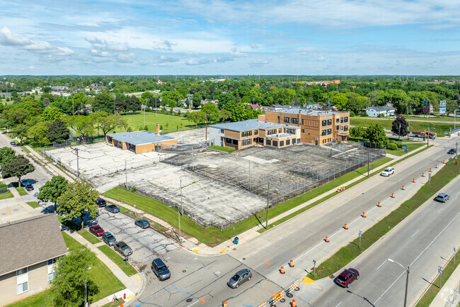 Parents in Milwaukee, WI can send their kids Greater Holy Temple Christian Academy.