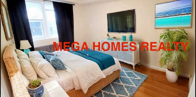 3130 37th St unit 3, Astoria, NY 11103 - photo 6