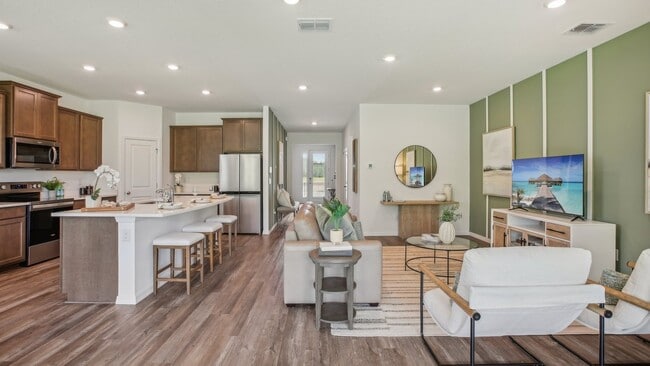 3905 Sunny Spring St, Plant City, FL 33565 - photo 7