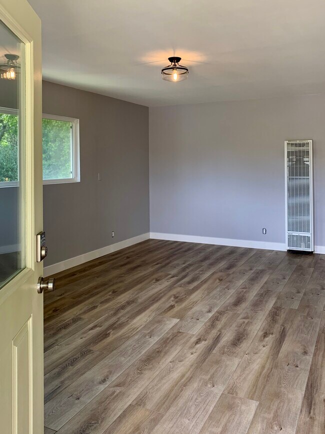 310 Laurel Way unit 2, Mill Valley, CA 94941 - photo 2