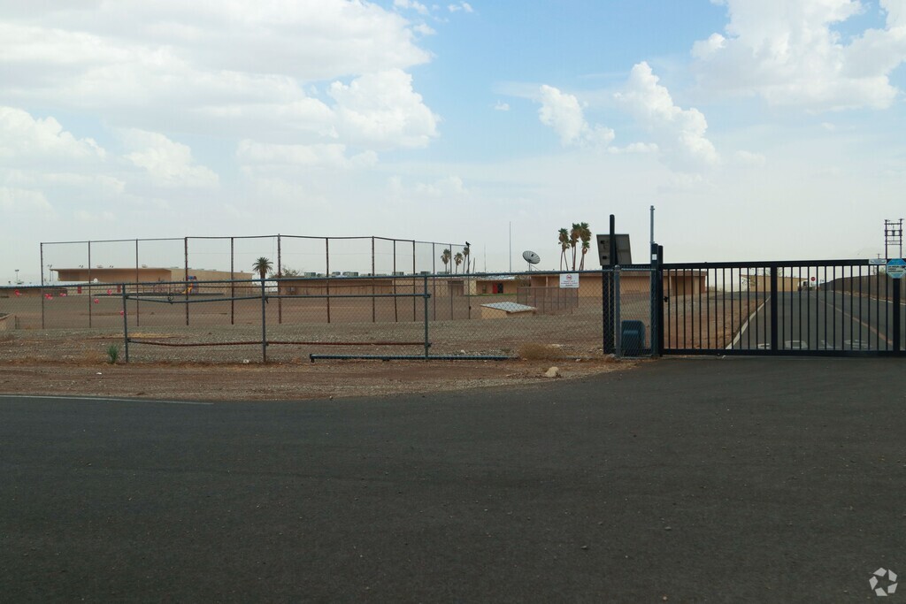 Welcome to Eagle Mountain Elementary School in Outer Riverside County.