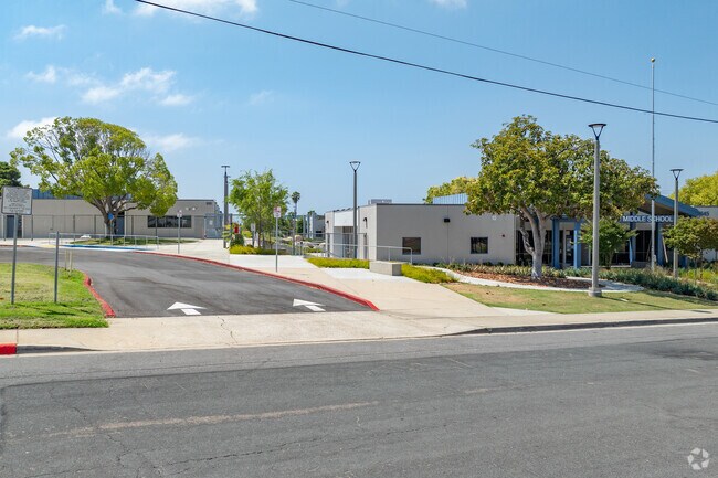 At Valley Middle School in Carlsbad, students benefit from innovative instruction and a strong sense of community.