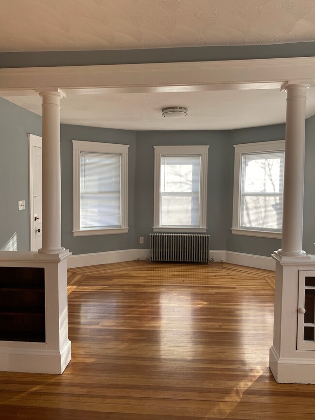80 Fort St Unit Second Floor, East Providence, RI 02914