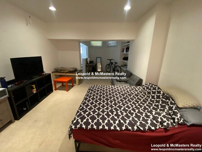 380 Commonwealth Ave unit 2, Boston, MA 02215 - photo 5