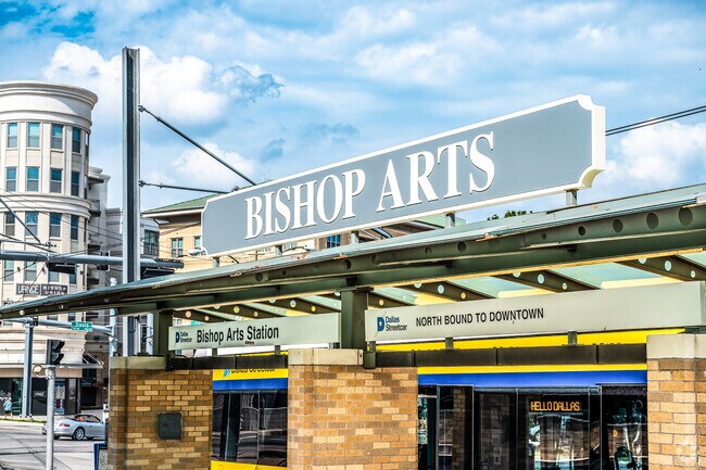 Locals enjoy art, culture, and great eats in the trendy Bishop Arts, just minutes from DeSoto.
