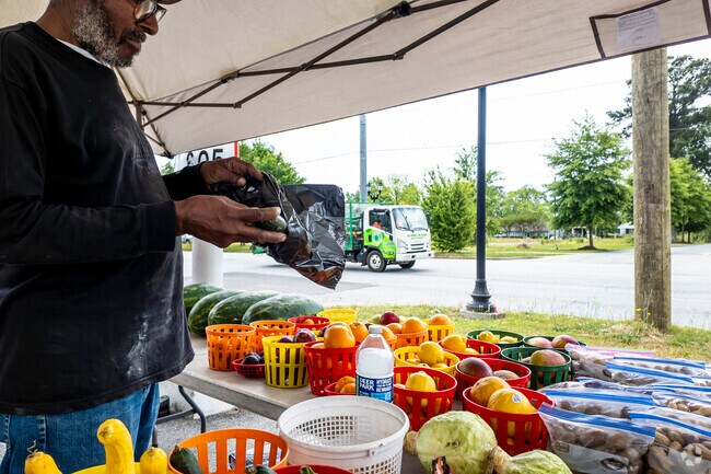 Stands with locals selling their fresh produce can be found on Walton Way.
