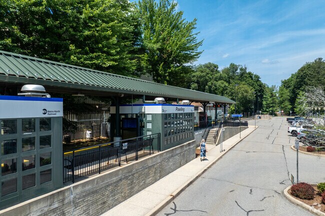 The Pawling train station links commuters to New York City in about an hour.