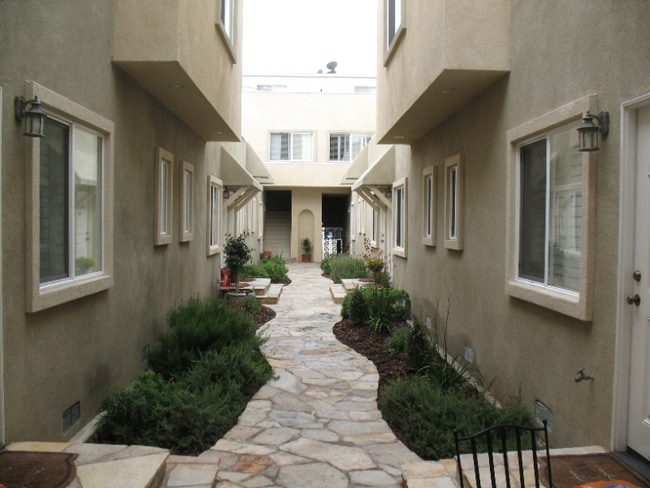 3632 E 2nd St unit 5, Long Beach, CA 90803 - photo 2