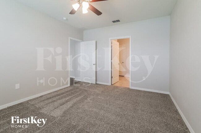 401 Panda Place, Davenport, FL 33837 - photo 7