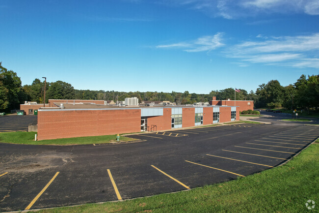 The back of Wilcox Primary School
in Twinsburg.