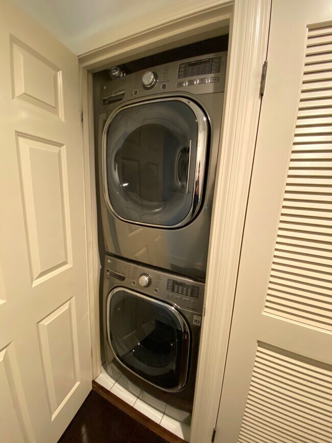 1658 Camden Ave unit 203, Los Angeles, CA 90025 - photo 5