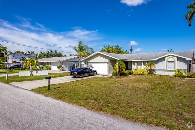 Northwest Bradenton's Palma Sola neighborhood offers many different styles of homes.