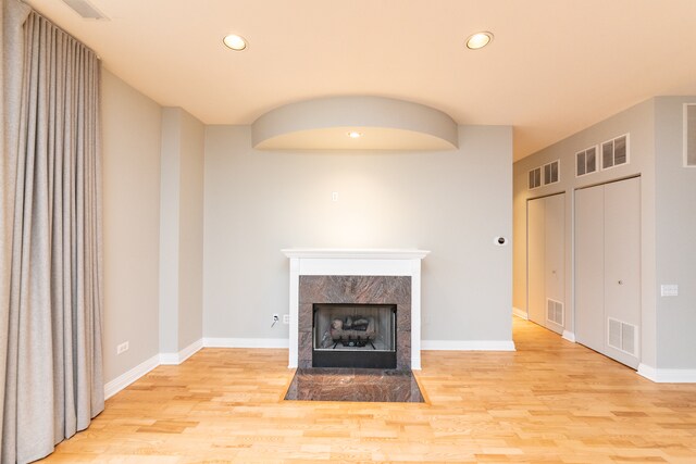 550 W Fulton St unit 406, Chicago, IL 60661 - photo 2