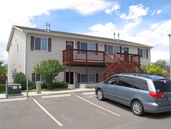 4006 Cheyenne St unit B, Cheyenne, WY 82001 - photo 2