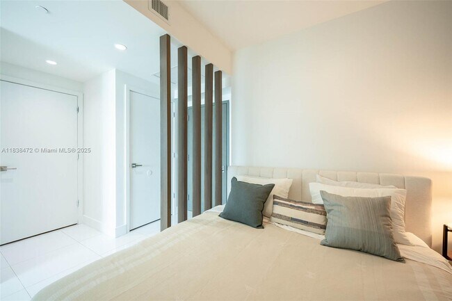 The Bond At Brickell unit 707, Miami, FL 33131 - photo 4