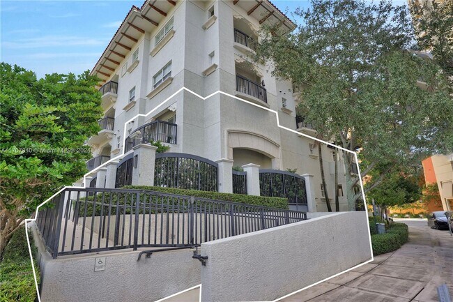 Villa Alhambra unit 112, Coral Gables, FL 33134 - photo 4