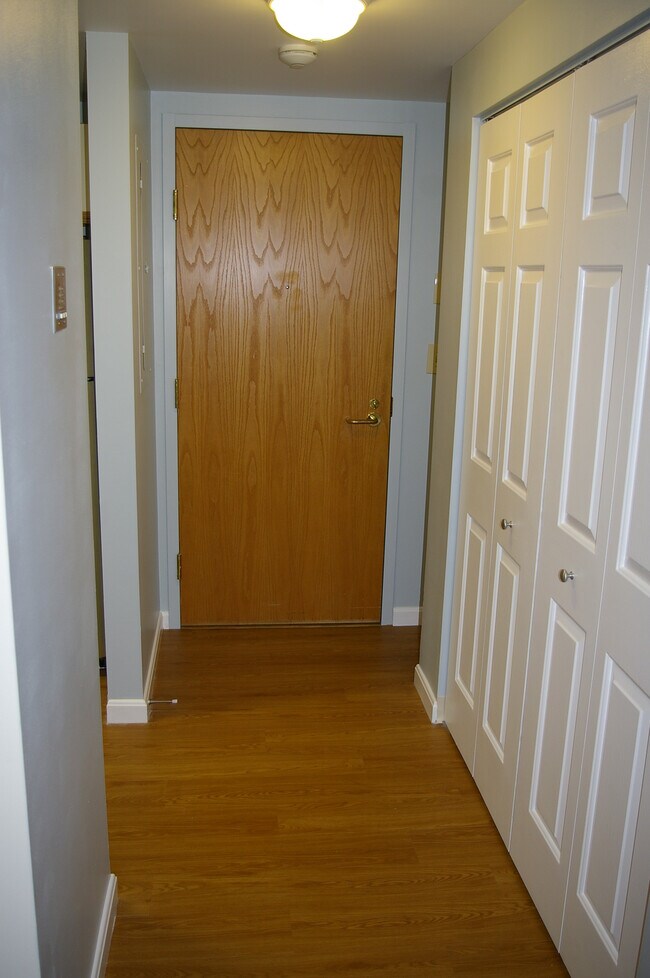 Montvale Condominiums unit 216, Stoneham, MA 02180 - photo 6