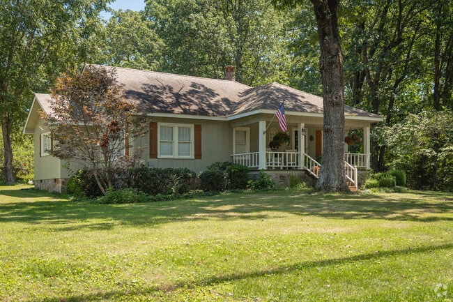 Walden is home to many cottages and bungalows.